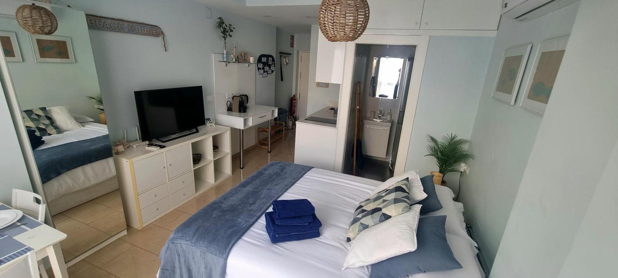 Beach House Apartment, Playa Malagueta Málaga Eksteriør bilde